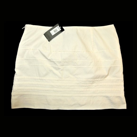 Armani Exchange Pintucked Mini Skirt, NWT Vintage - Picture 2 of 7